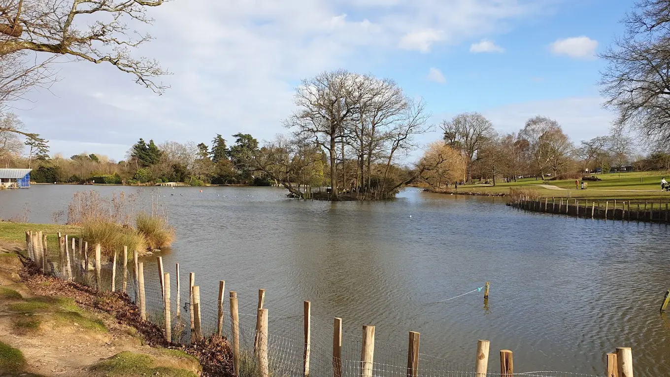 Dunorlan Park